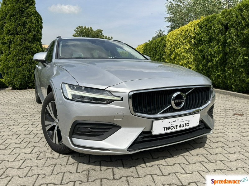 Volvo V60 2019,  2.0 diesel - Na sprzedaż za 69 800 zł - Tarnów