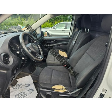 Mercedes - Benz Vito  Bus 2014,  2.1 diesel, automat - Na sprzedaż za 34 686 zł - Skoczów - zdjęcie 9