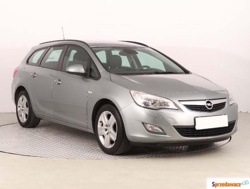 Opel Astra 1.7 CDTI (125KM), 2010 - Samochody osobowe - Nowy Targ