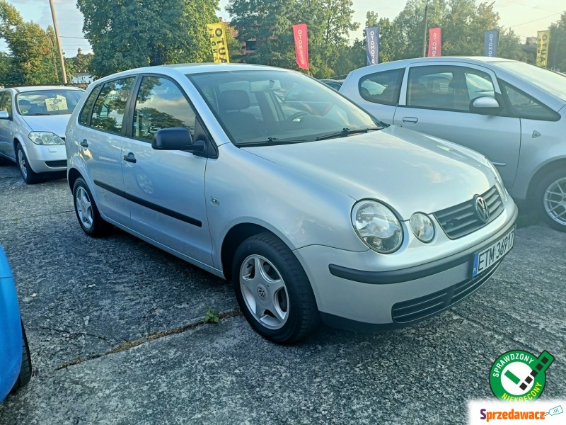 Volkswagen Polo  Hatchback 2004,  1.4 benzyna - Na sprzedaż za 9 900,00 zł - Tomaszów Mazowiecki