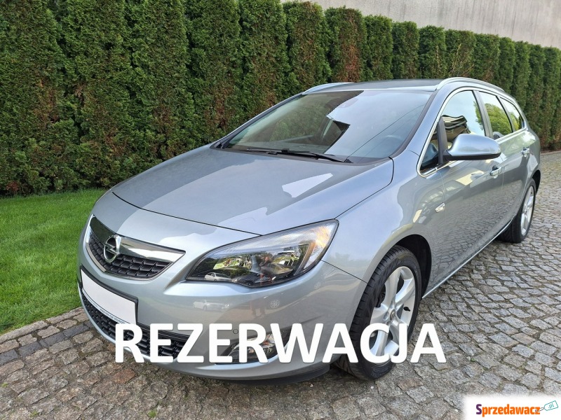 Opel Astra 2012,  1.4 benzyna - Na sprzedaż za 27 500 zł - Siewierz