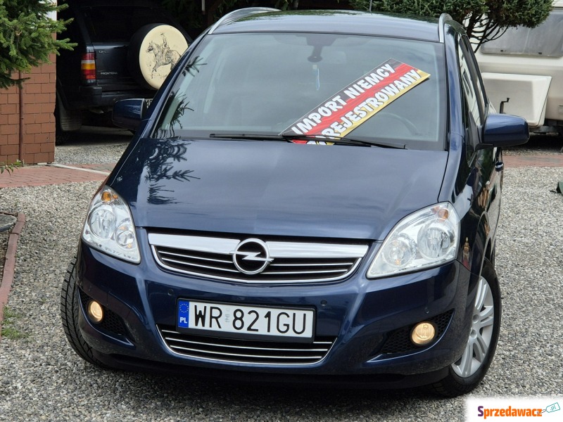 Opel Zafira  Minivan/Van 2011,  1.8 benzyna - Na sprzedaż za 21 900 zł - Radom