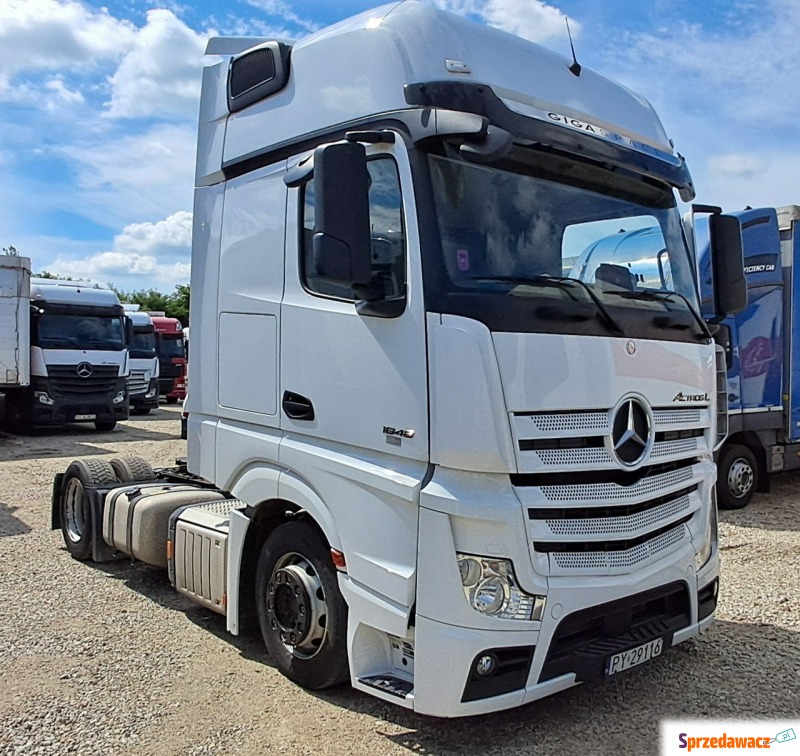 Mercedes actros - 2022 - Ciągniki siodłowe - Komorniki