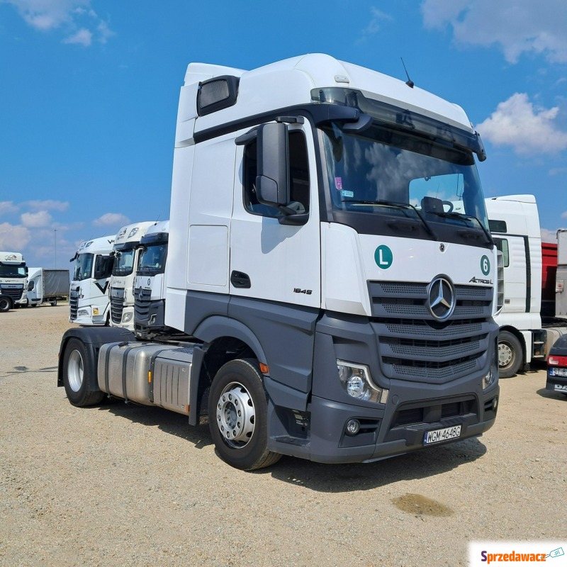 Mercedes Actros - 2022 - Ciągniki siodłowe - Komorniki