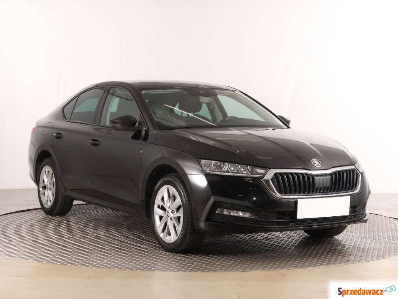 Skoda Octavia  Hatchback 2020,  1.5 benzyna - Na sprzedaż za 59 999 zł - Zabrze