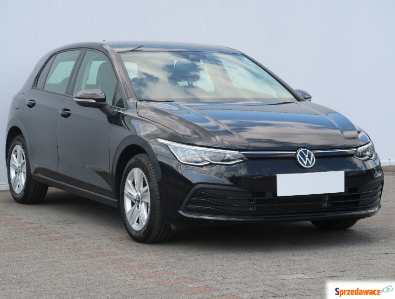 Volkswagen Golf  Hatchback 2020,  1.0 benzyna - Na sprzedaż za 71 999 zł - Bielany Wrocławskie