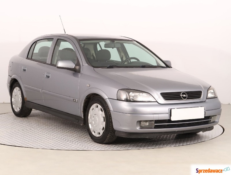 Opel Astra  Hatchback 2003,  1.4 benzyna - Na sprzedaż za 3 999,00 zł - Głogów