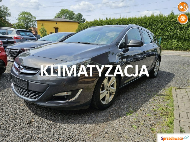 Opel Astra 2013,  1.7 diesel - Na sprzedaż za 24 900 zł - Ruda Śląska