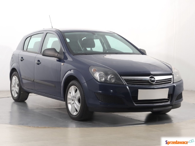 Opel Astra 1.6 16V (116KM), 2011 - Samochody osobowe - Katowice