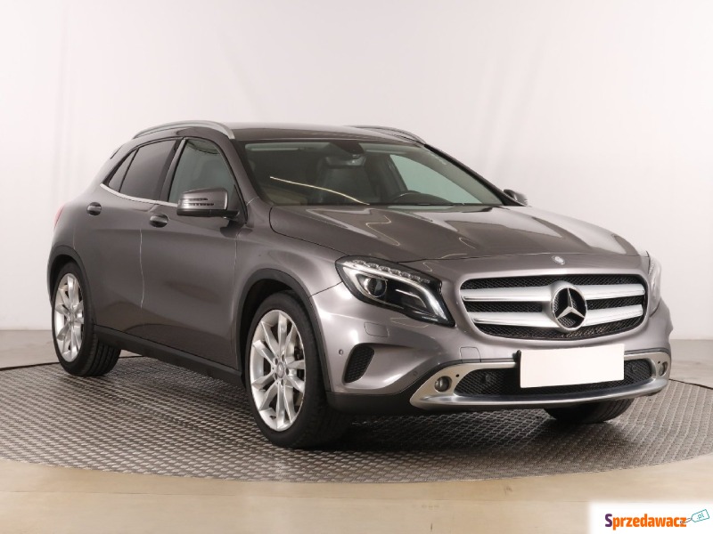 Mercedes - Benz GLA-klasa  SUV 2014,  2.0 benzyna - Na sprzedaż za 73 999 zł - Zabrze