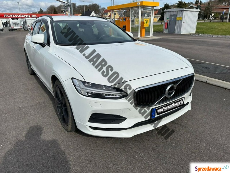 Volvo V90 2017,  2.0 benzyna+CNG - Na sprzedaż za 61 650 zł - Kiczyce