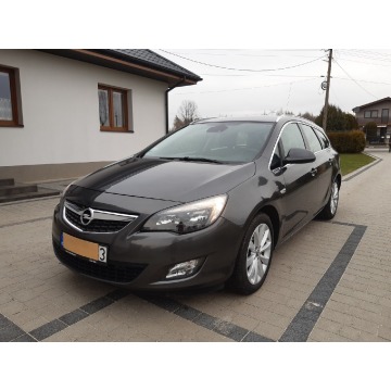 Opla Astra Sport Turer, 1.4 Turbo,