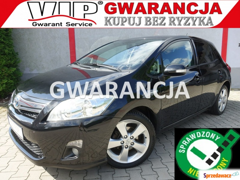 Toyota Auris  Hatchback 2010,  1.8 hybryda - Na sprzedaż za 37 900 zł - Częstochowa