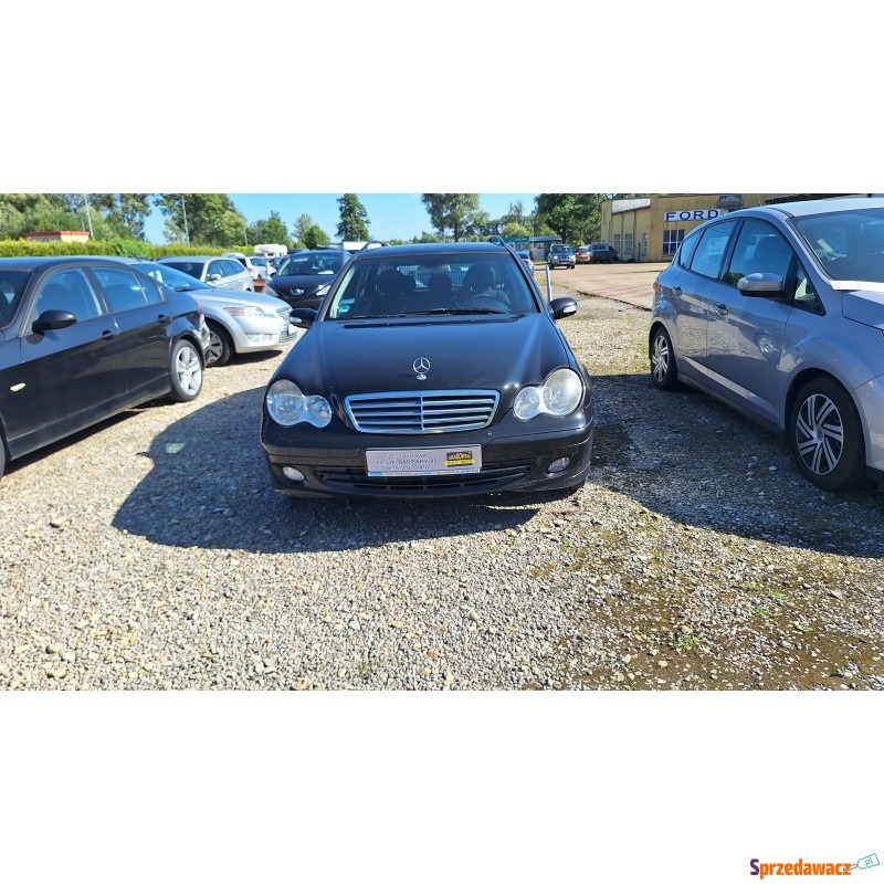 Mercedes - Benz 2004