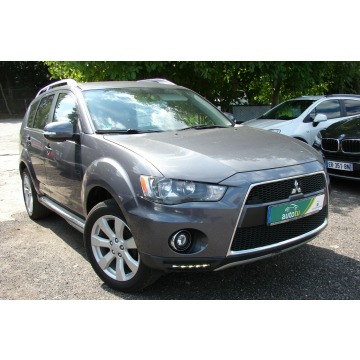 Mitsubishi Outlander  SUV 2010,  2.0 benzyna - Na sprzedaż za 29 900 zł - Piła - zdjęcie 2