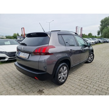 Peugeot 2008  SUV 2019,  1.2 benzyna - Na sprzedaż za 39 900 zł - Żory - zdjęcie 2