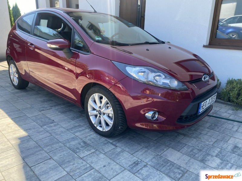 Ford Fiesta - jak nowa !!! Niski oryginalny p... - Samochody osobowe - Poznań