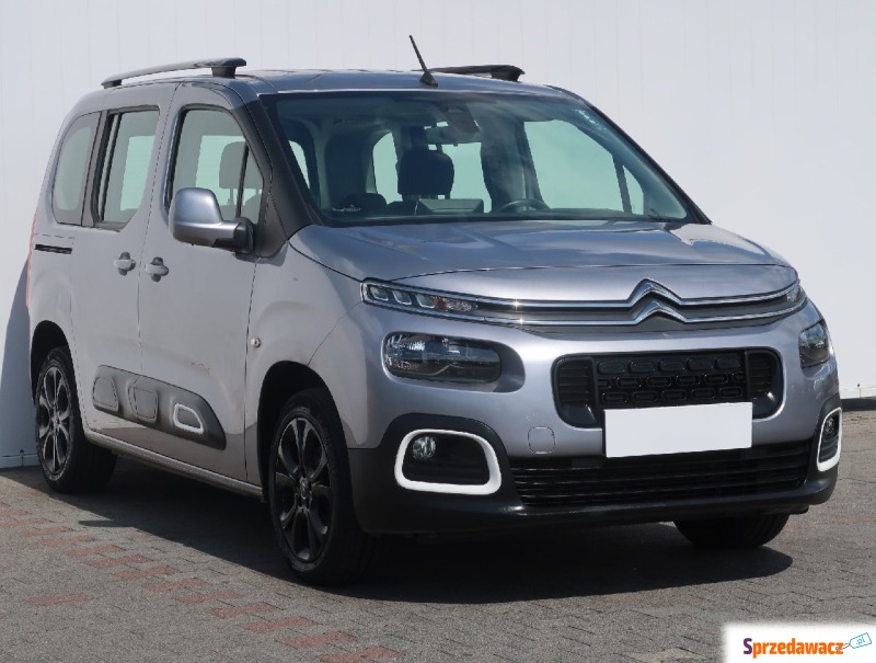 Citroen Berlingo  Pick-up 2019,  1.2 benzyna - Na sprzedaż za 64 999 zł - Bielany Wrocławskie