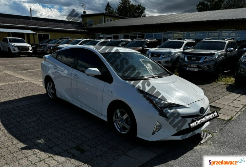 Toyota Prius  Sedan/Limuzyna 2016,  1.8 hybryda - Na sprzedaż za 78 400 zł - Kiczyce