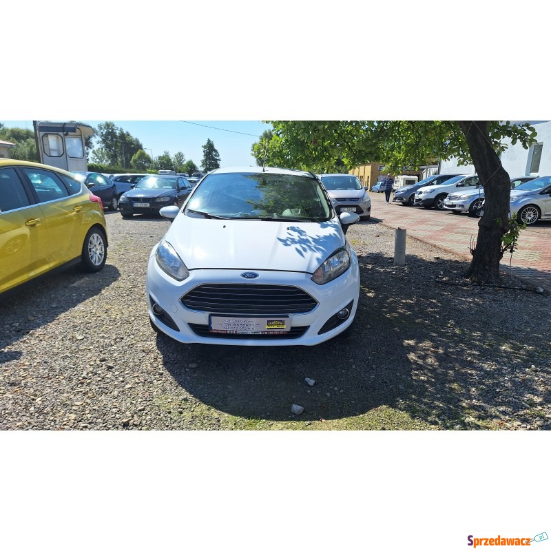 Ford Fiesta  Hatchback 2015,  1.5 diesel - Na sprzedaż za 21 900 zł - Częstochowa