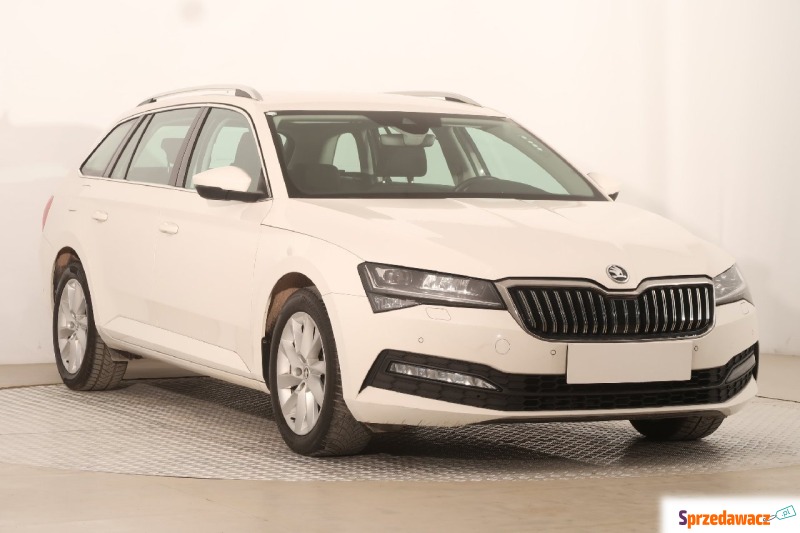 Skoda Superb  Kombi 2019,  2.0 diesel - Na sprzedaż za 86 999 zł - Koszalin