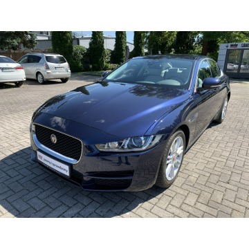 Jaguar XE 2.0d 180 KM