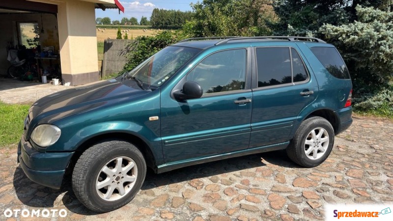 Mercedes - Benz M-klasa  SUV 1998,  3.2 benzyna - Na sprzedaż za 11 000 zł - Brzezie