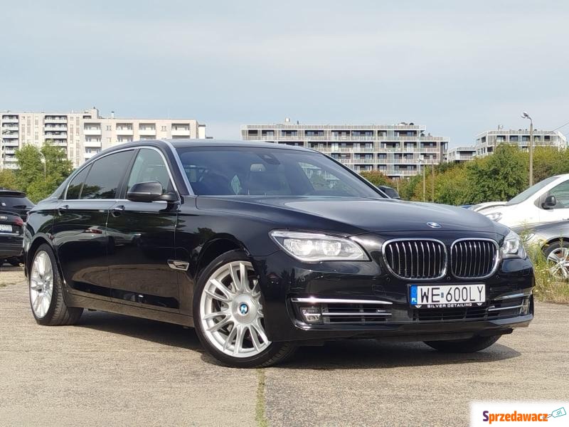 BMW Seria 7  Sedan/Limuzyna 2013,  3.0 hybryda - Na sprzedaż za 109 470 zł - Warszawa