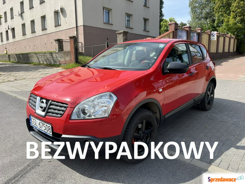 Nissan Qashqai  SUV 2009,  1.6 benzyna - Na sprzedaż za 18 950 zł - Słupsk