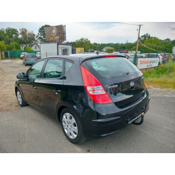 Hyundai i30  Hatchback 2008,  1.6 diesel - Na sprzedaż za 11 900 zł - Dolna Grupa - zdjęcie 4