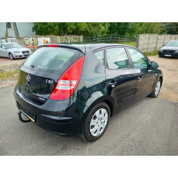 Hyundai i30  Hatchback 2008,  1.6 diesel - Na sprzedaż za 11 900 zł - Dolna Grupa - zdjęcie 3