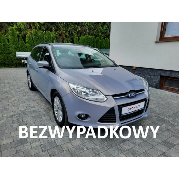 Ford Focus - ** Bezwypadkowy ** Serwis w ASO **