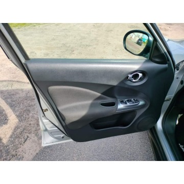 Nissan Juke  SUV 2010,  1.6 benzyna - Na sprzedaż za 29 900 zł - Dolna Grupa - zdjęcie 8