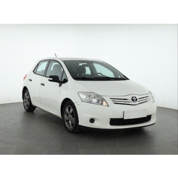 Toyota Auris 1.4 D-4D (90KM), 2012