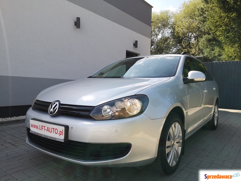 Volkswagen Golf 2010,  1.6 diesel - Na sprzedaż za 22 900 zł - Strzegom