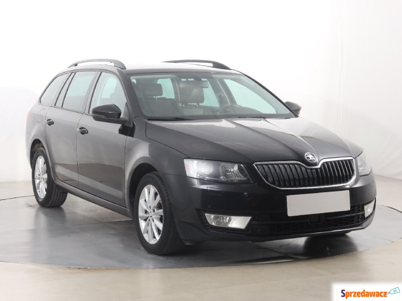 Skoda Octavia  Kombi 2015,  2.0 diesel - Na sprzedaż za 41 999 zł - Katowice