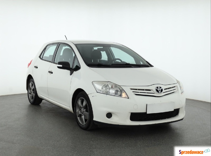 Toyota Auris  Hatchback 2012,  1.4 diesel - Na sprzedaż za 17 999 zł - Piaseczno