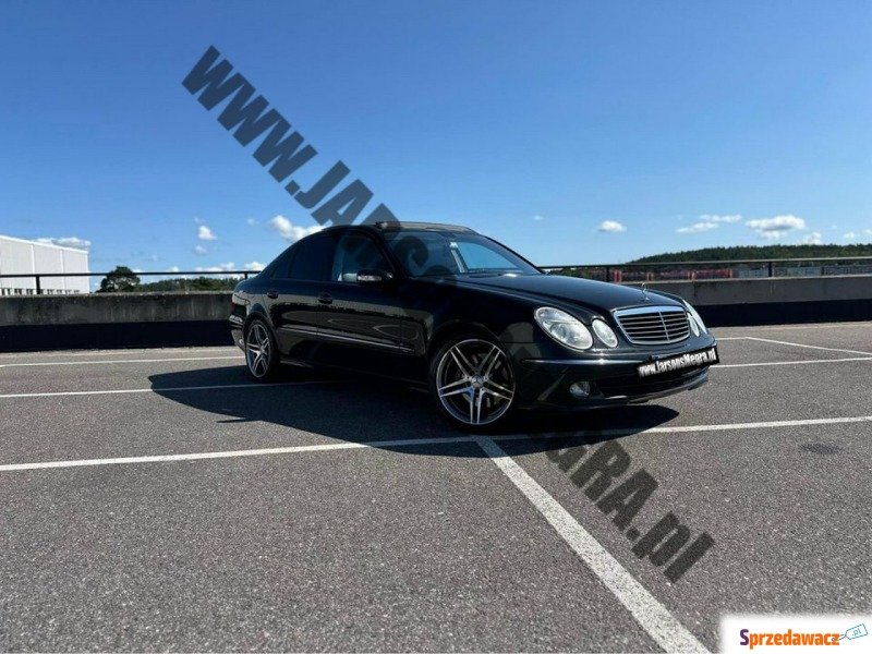 Mercedes - Benz E-klasa  Sedan/Limuzyna 2002,  4.3 benzyna - Na sprzedaż za 30 550 zł - Kiczyce