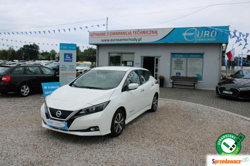 Nissan Leaf  Hatchback 2018,  0.0 zasilanie elektryczne - Na sprzedaż za 65 900 zł - Warszawa