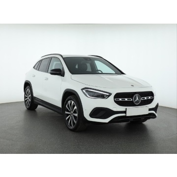 Mercedes GLA GLA 250 4MATIC (224KM), 2020