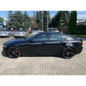 Jaguar XE  Sedan/Limuzyna 2022,  2.0 diesel, automat - Na sprzedaż za 235 899 zł - Kraków - zdjęcie 5