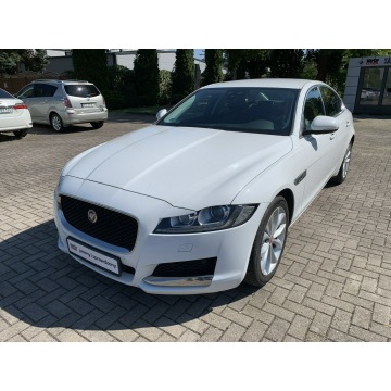 Jaguar XF 2.0d 241 KM