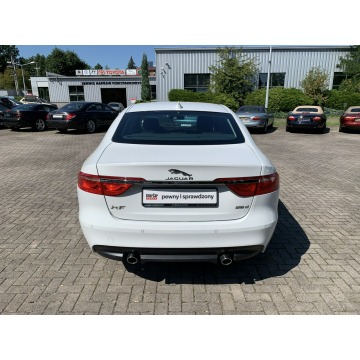 Jaguar XF  Sedan/Limuzyna 2017,  2.0 diesel, automat - Na sprzedaż za 129 899 zł - Kraków - zdjęcie 7