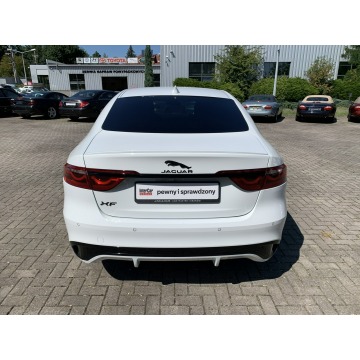 Jaguar XF  Sedan/Limuzyna 2021,  2.0 benzyna, automat - Na sprzedaż za 199 899 zł - Kraków - zdjęcie 7