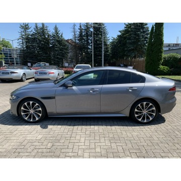 Jaguar XE  Sedan/Limuzyna 2022,  2.0 diesel, automat - Na sprzedaż za 248 999 zł - Kraków - zdjęcie 5