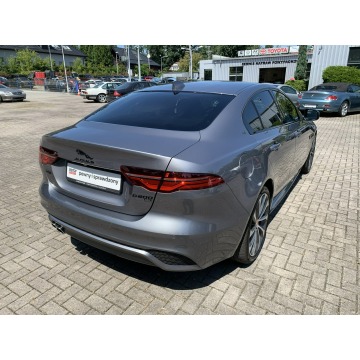 Jaguar XE  Sedan/Limuzyna 2022,  2.0 diesel, automat - Na sprzedaż za 248 999 zł - Kraków - zdjęcie 6