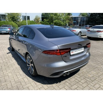 Jaguar XE  Sedan/Limuzyna 2022,  2.0 diesel, automat - Na sprzedaż za 248 999 zł - Kraków - zdjęcie 8