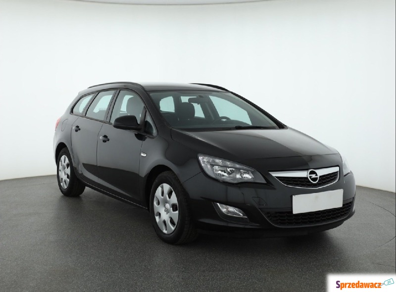 Opel Astra 1.7 CDTI (110KM), 2012 - Samochody osobowe - Bielany Wrocławskie