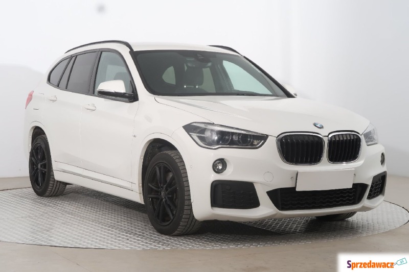 BMW X1  SUV 2016,  2.0 benzyna - Na sprzedaż za 89 999 zł - Płock