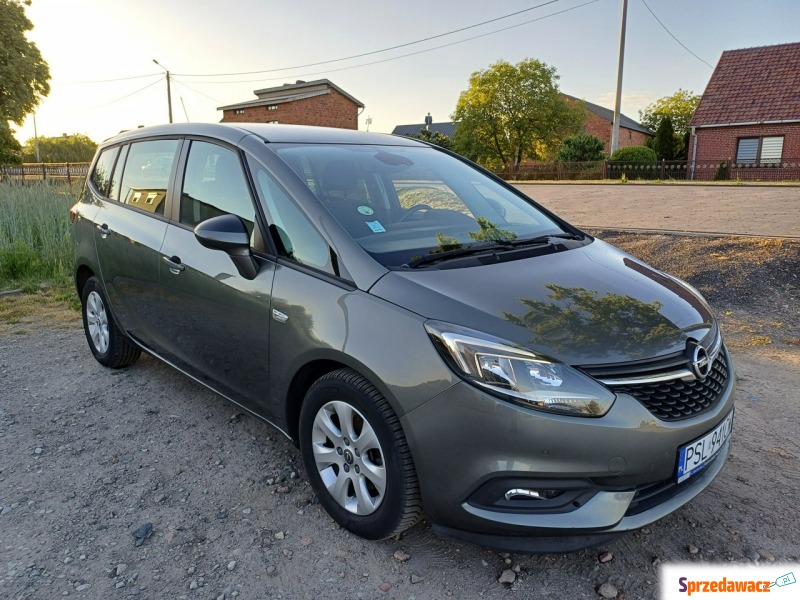 Opel Zafira  Minivan/Van 2018,  1.6 diesel - Na sprzedaż za 39 500 zł - Suchorzew